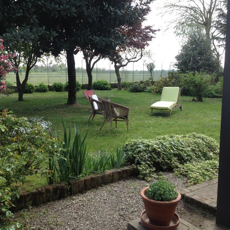Agriturismo La Morosina อับเบียเตกรัสโซ ภายนอก รูปภาพ