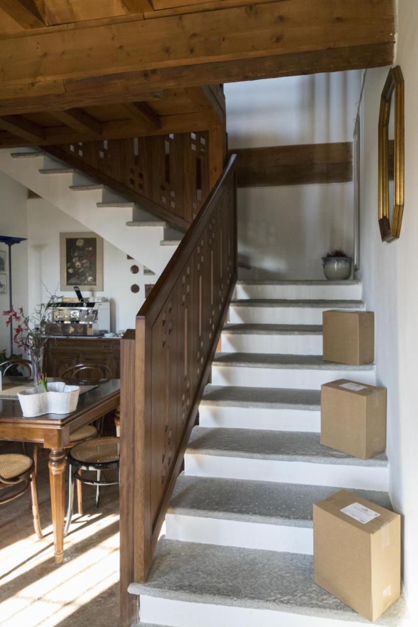 Agriturismo La Morosina อับเบียเตกรัสโซ ภายนอก รูปภาพ